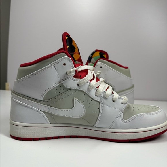 Air Jordan 1 Retro Hare Jordan 2015 - Picture 10 of 14